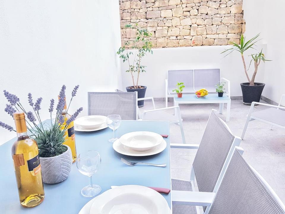 Isky Apartments Gzira Ngoại thất bức ảnh